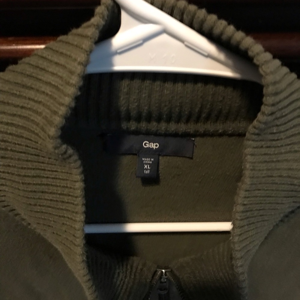 Gap XL sweater
